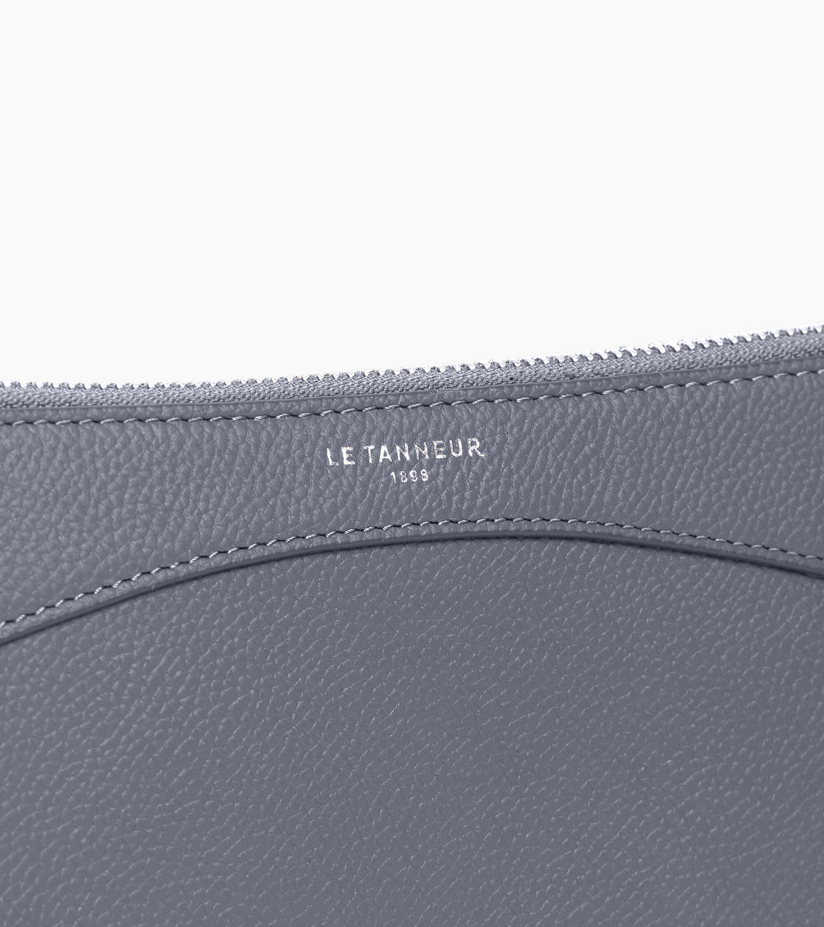 Pochette zippée en cuir grainé