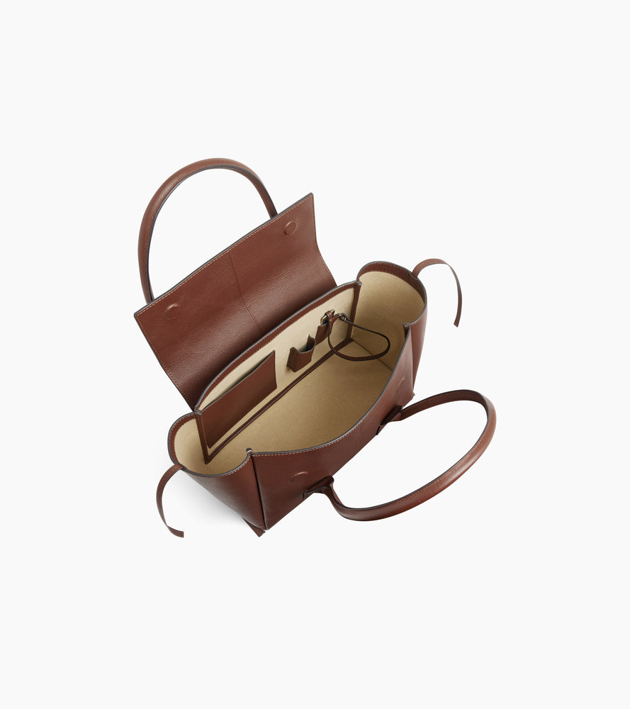 Sac cabas moyen modèle à rabat Elena en cuir grainé